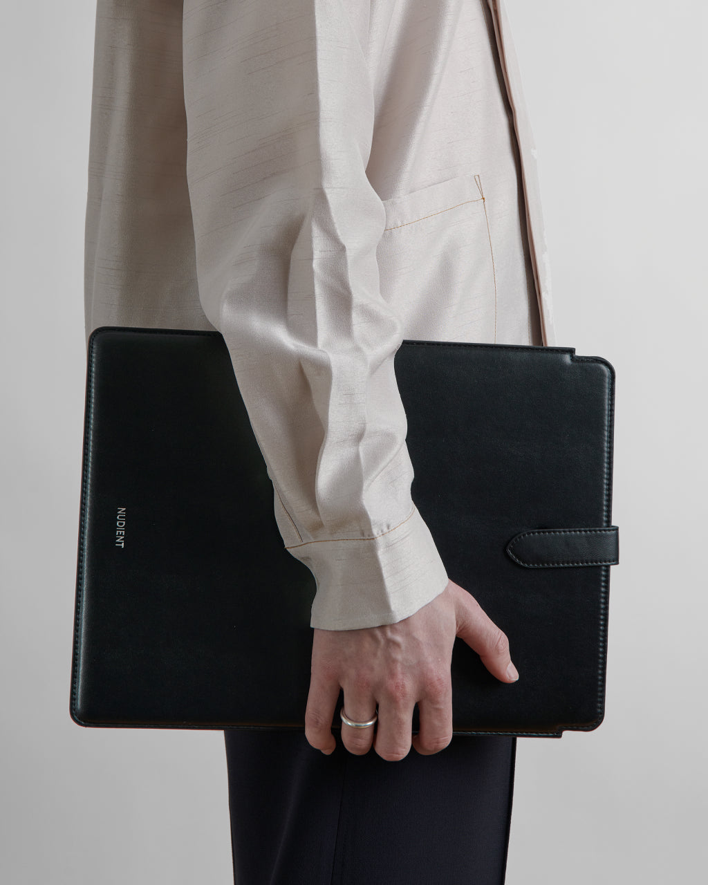 Laptop sleeve